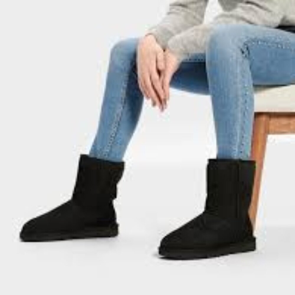 UGG Short II Black Women's Boots Women Size 8